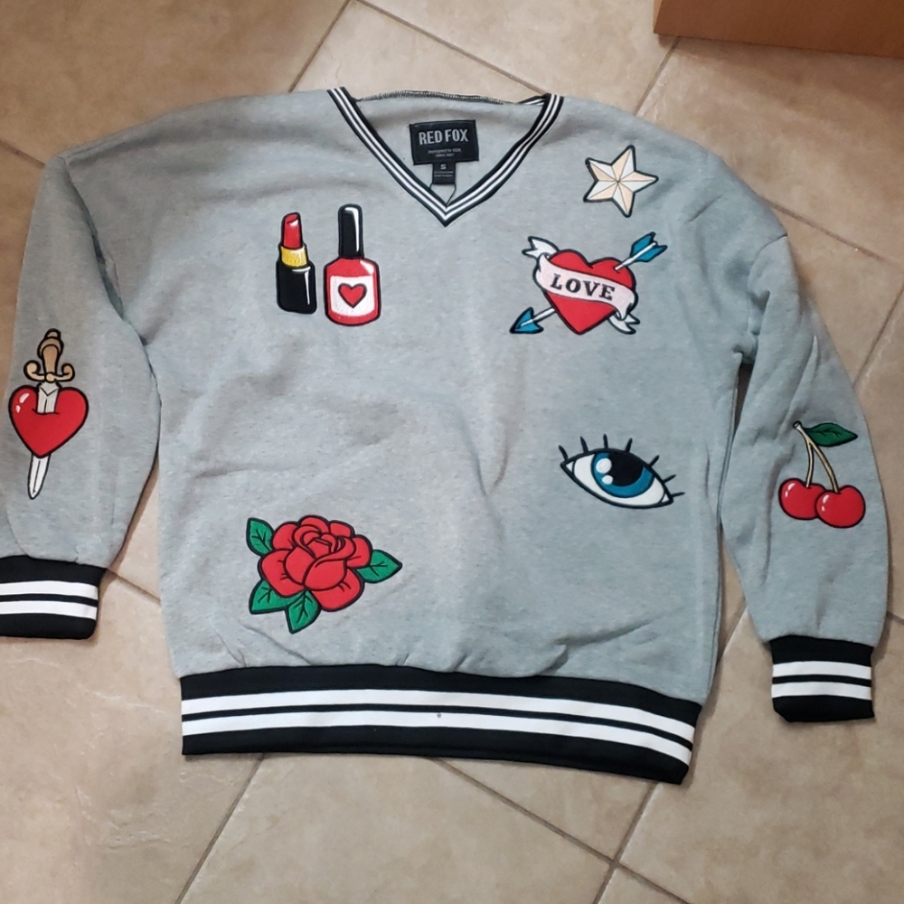Red Fox oversized sweatshirt with embroidery - Picture 2 of 3